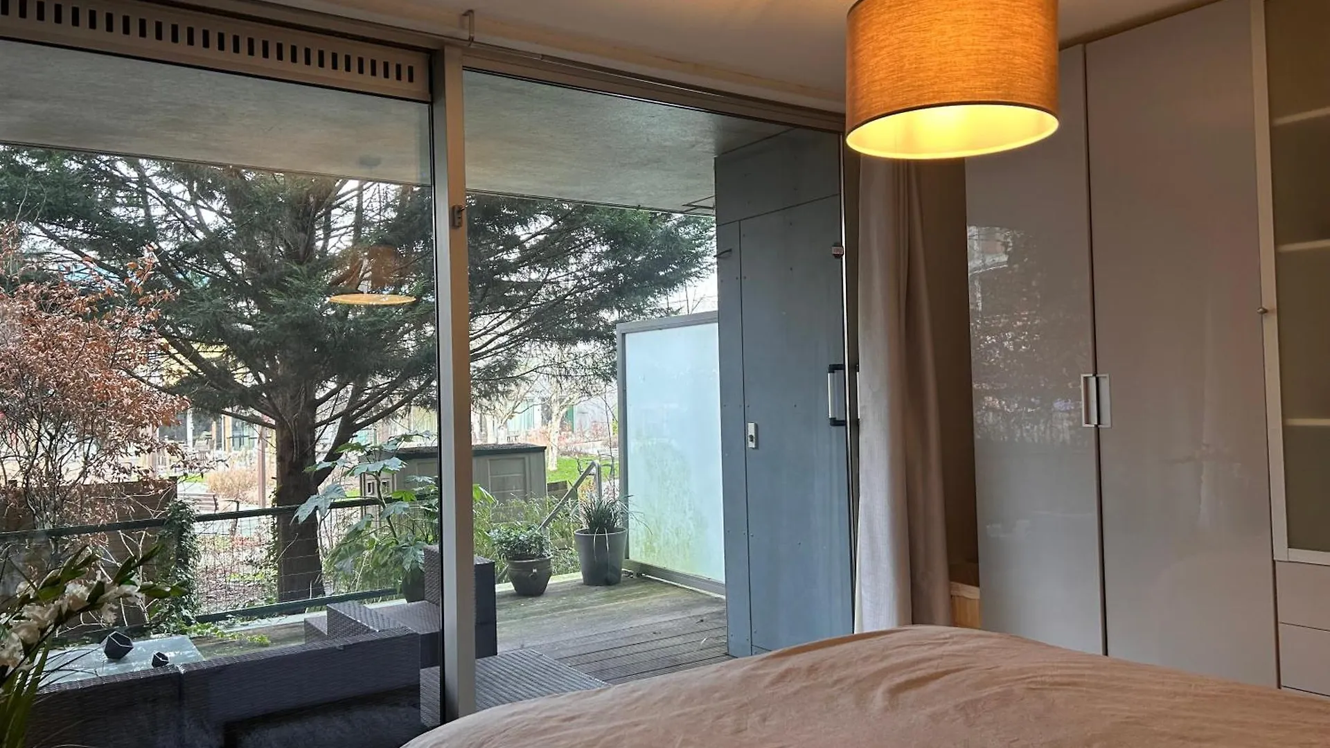 Homestay Properties アムステルダム オランダ