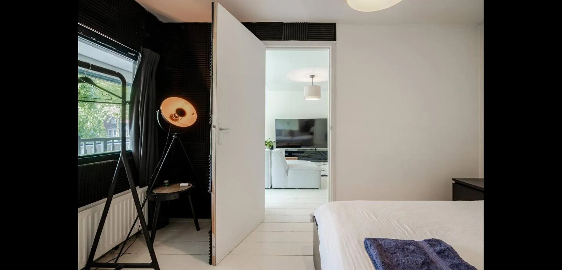 Homestay Properties アムステルダム